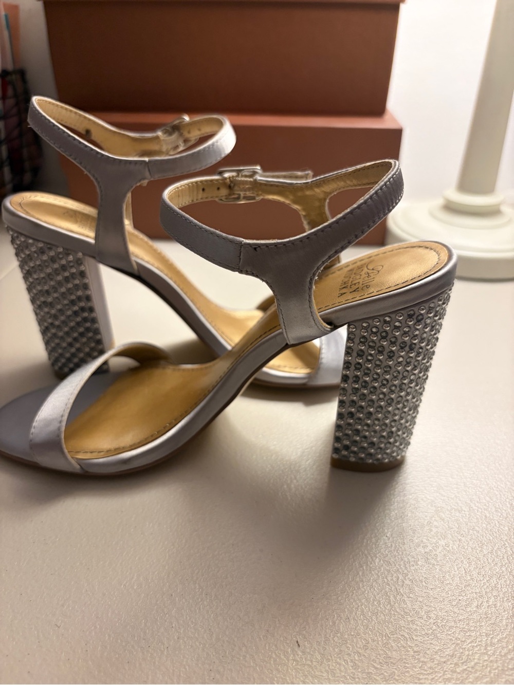 Belle Badgley Mischka Silver Studded Block Heel Sandals Size 6